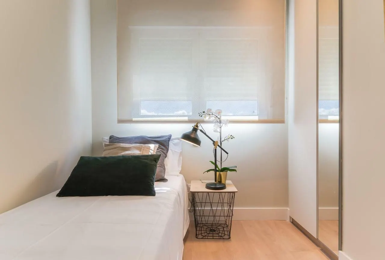 Comfort & Style In Madrid!!! 3Bd 2Bth+Terrace 0*, Madrid Spain